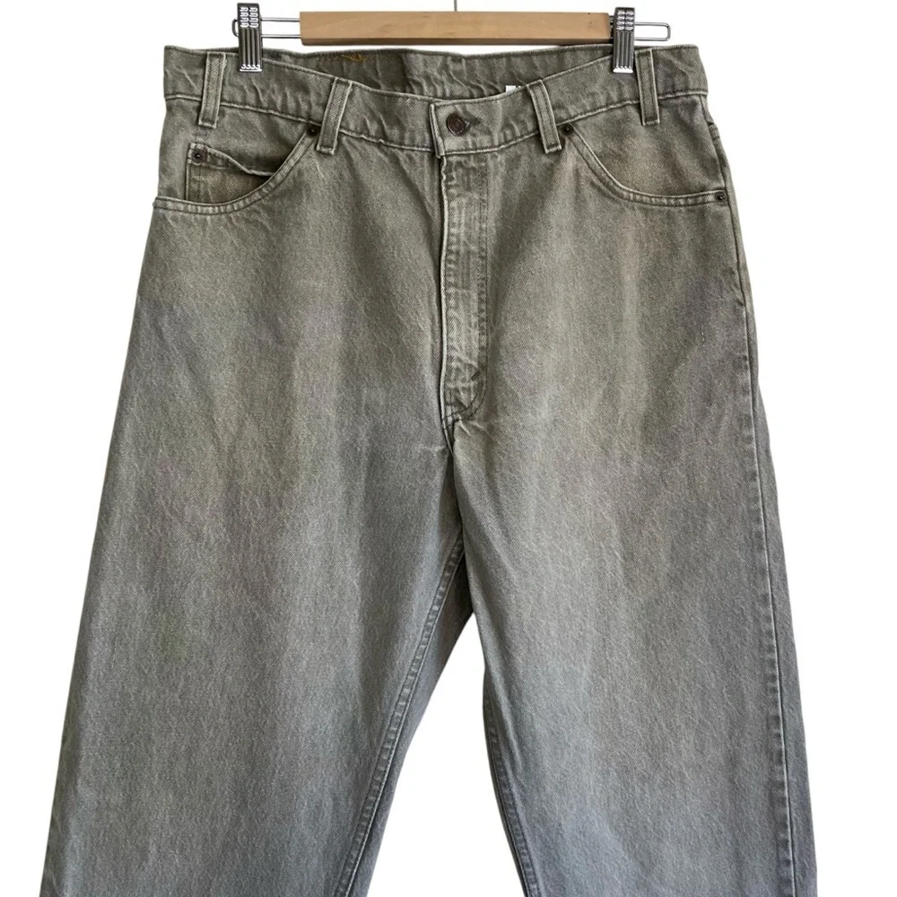 Vintage 90s Levi’s 550 Jeans Relaxed Fit Tapered Leg Faded Green Grey USA 36x32